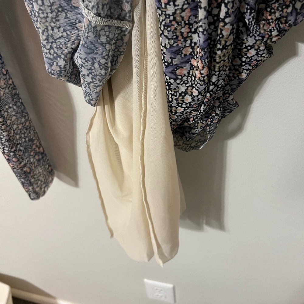 & OTHER STORIES Sheer Floral Midi Ruffle Dress Size 10 - Picture 12 of 13